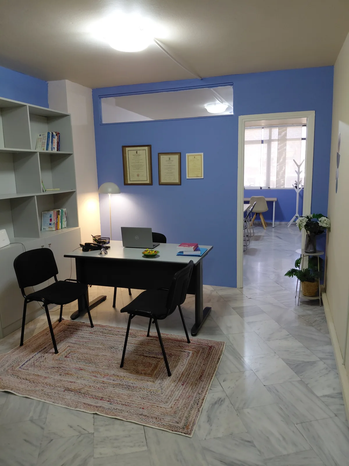 Χώρος υποδοχής και συνάντησης στο Προς Πολυτεχνείο